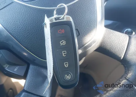 2016 Ford Escape Titanium из США, поврежденный, VIN 1FMCU0JX5GUA95697